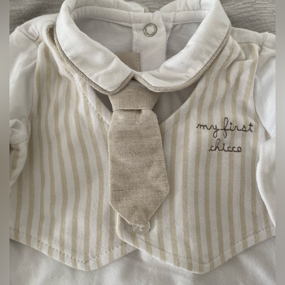 CHICCO Gentleman Baby Boy Footie, vest and detachable tie - Picture 3 of 10